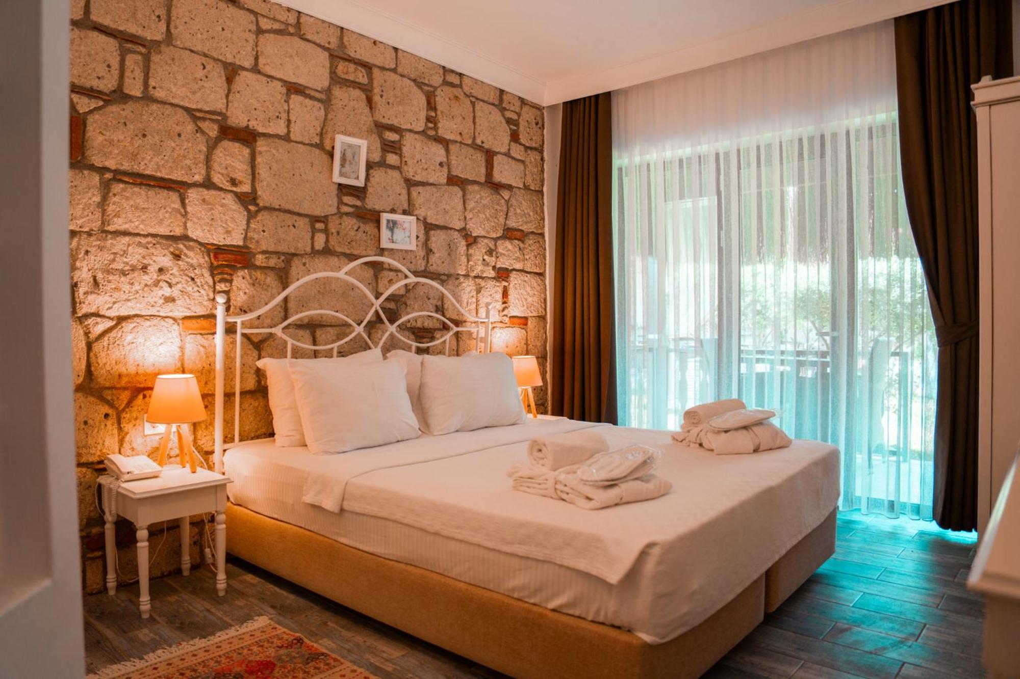 Albeon Luxury Hotel - אלאקאטי מראה חיצוני תמונה
