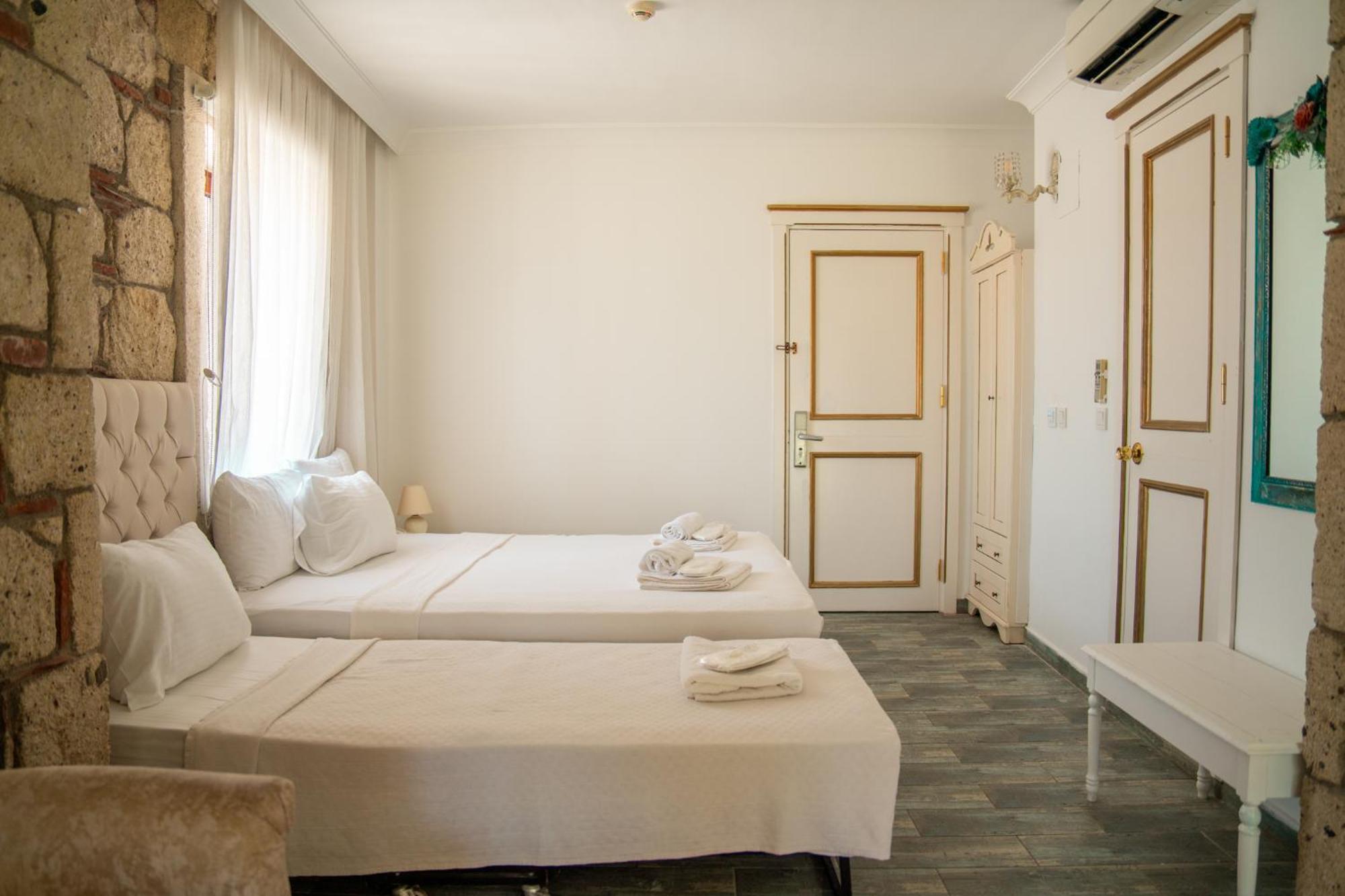 Albeon Luxury Hotel - אלאקאטי מראה חיצוני תמונה