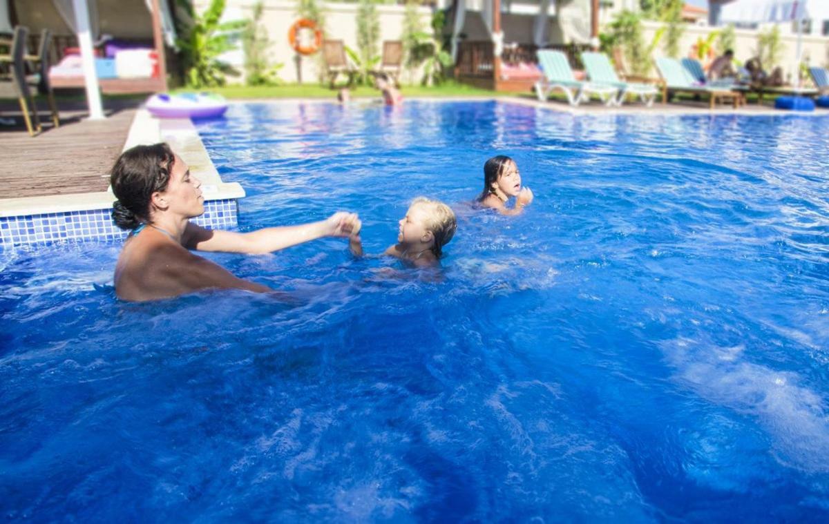 Albeon Luxury Hotel - אלאקאטי מראה חיצוני תמונה